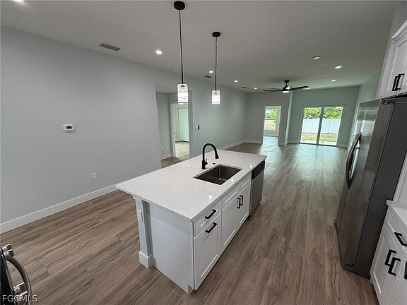 5th image of 1144/1146 SW 47th Terrace Cpe