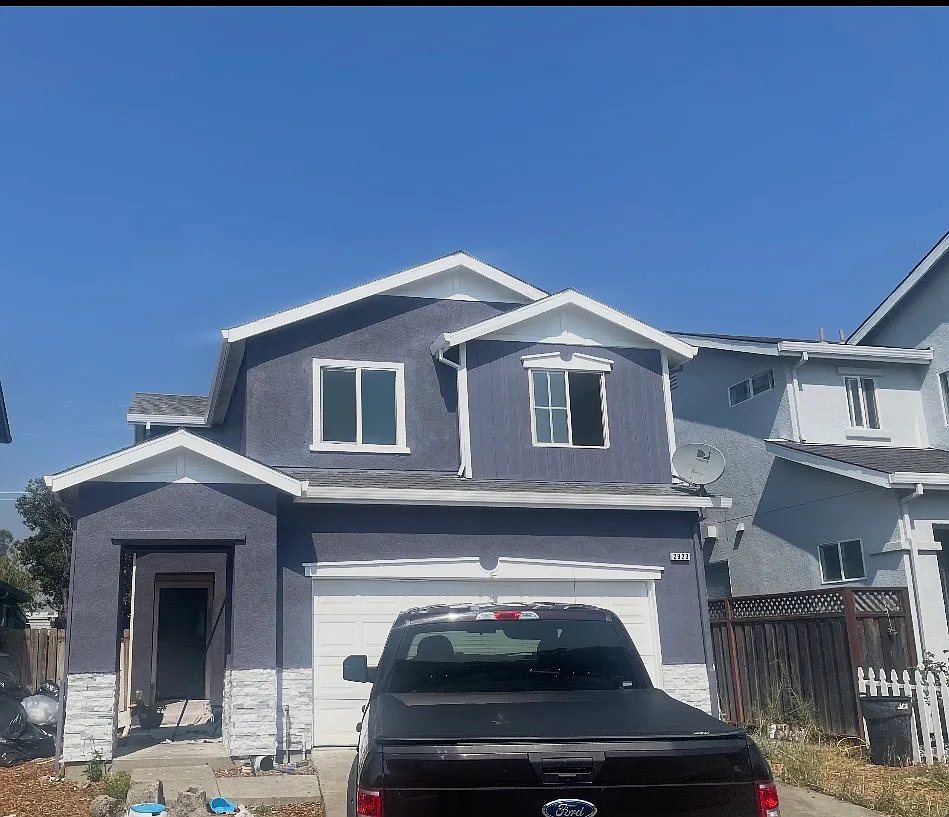 3 bed, 2.5 bath, 1299 sqft, $3,500 — Photo 1