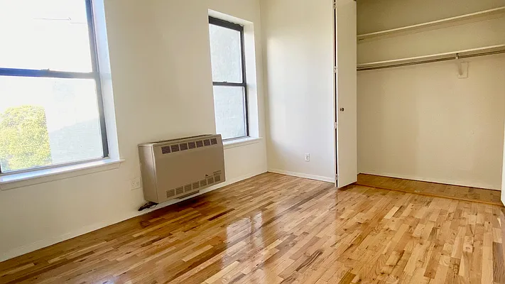 Rented by Compass | media 3