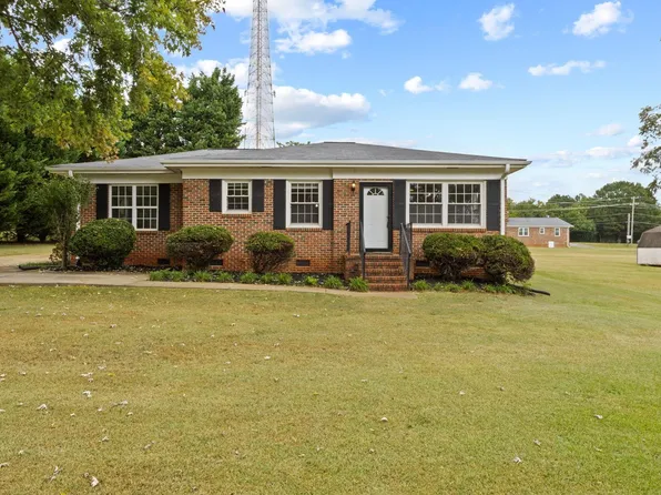 227 Highland Rd, Duncan, SC 29334