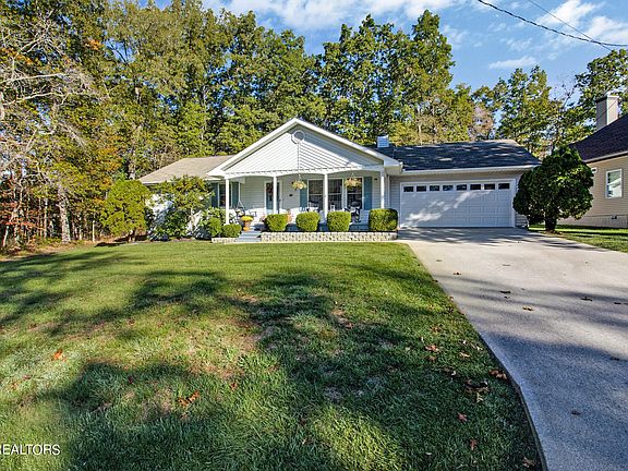 4th image of 709 Saint George Dr