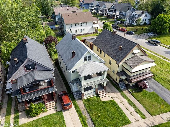 4th image of 14713 Westropp Ave