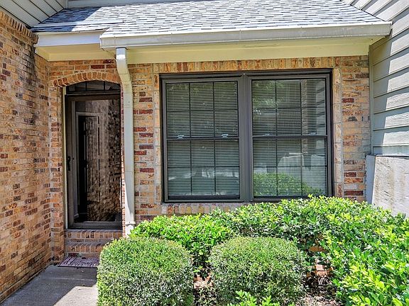 5th image of 653 Granby Hill Pl