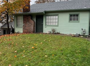 1432 SE Lane Ave, Roseburg, OR 97470