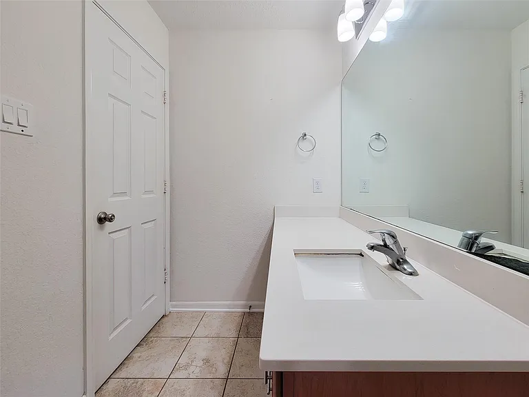 14108 Wedgewood Lakes Ct — Photo 21