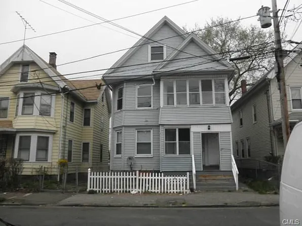 44 Rosedale St Floor 2, Bridgeport, CT 06604