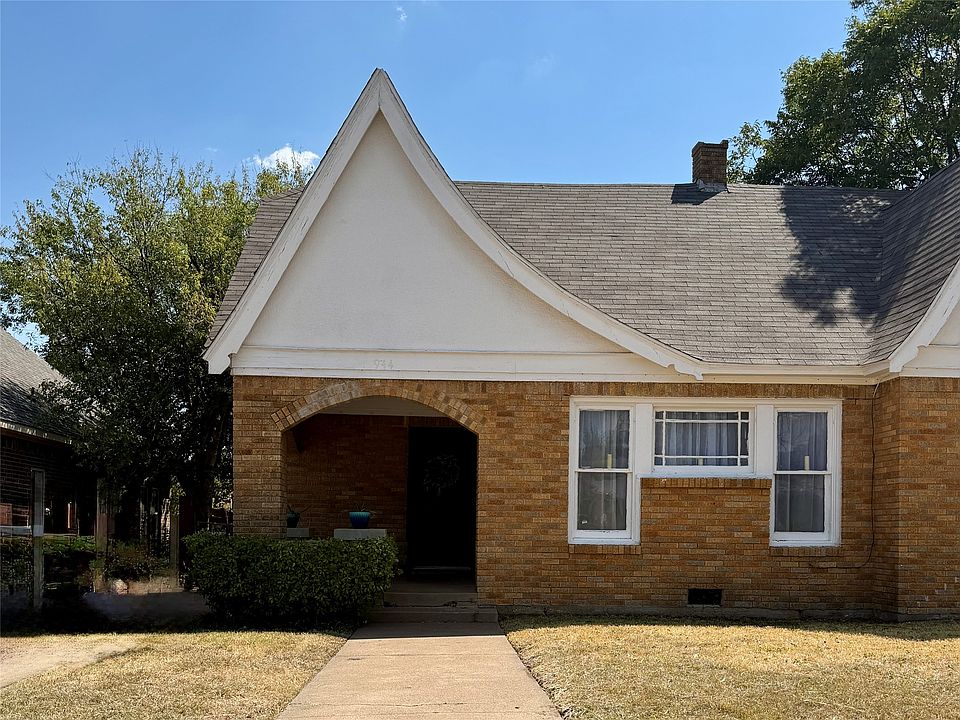 1st image of 944 Marion Ave