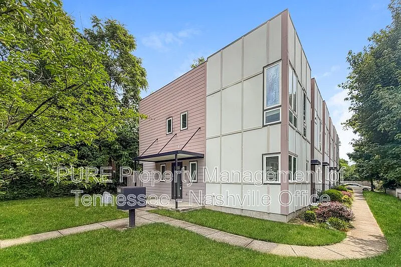 Building Photo - 913 N 12th St #1