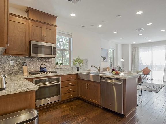 4th image of 31 Artisan Way