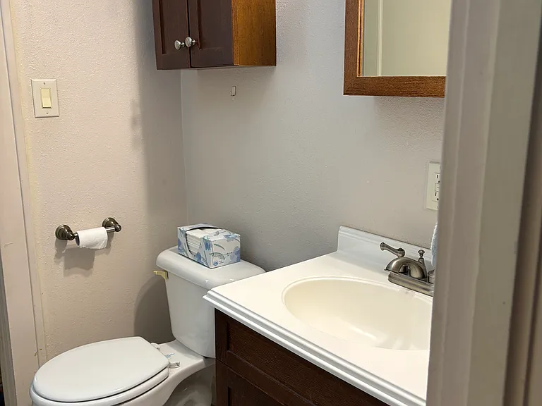 4519 Woolworth Ave — Photo 24