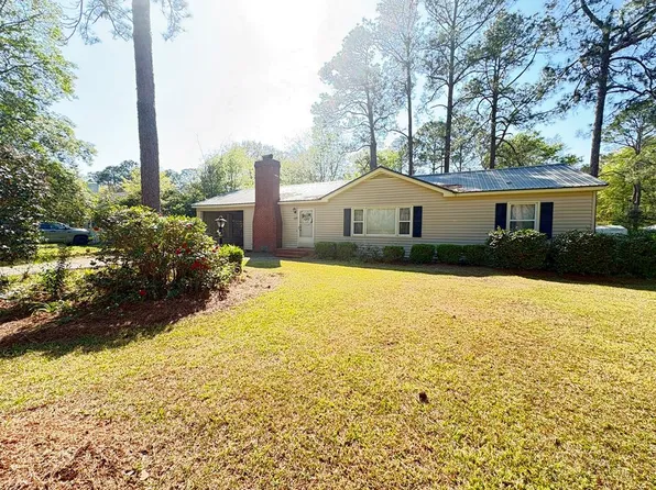 1836 4th St SE, Moultrie, GA 31768