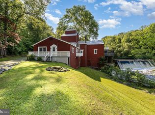 6908 S Roxbury Mill Rd, Spotsylvania, VA 22551