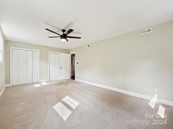 5th image of 7125 Ludwig Dr