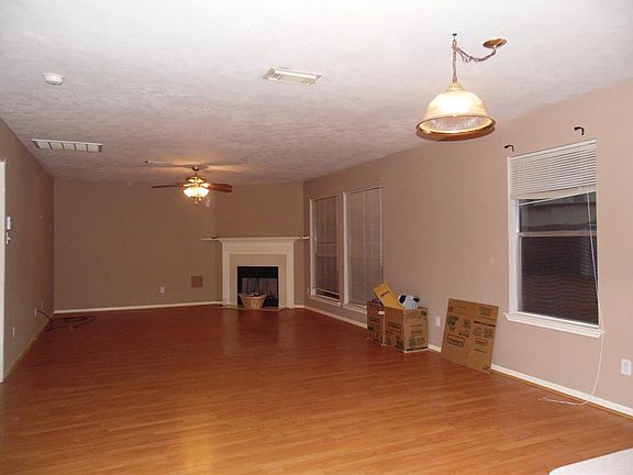 5th image of 759 Brushy Glen Dr