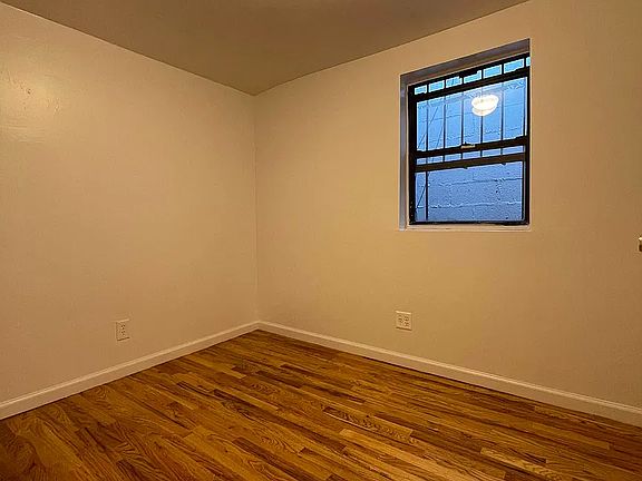 5th image of 276 S 5th St APT 1B