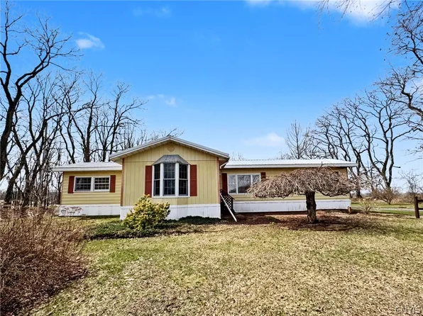 190 Devlen Rd, Groton, NY 13073