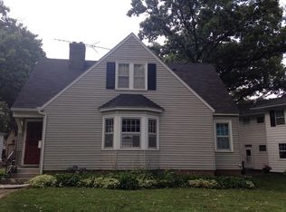 18 Beaumont Dr, Mason City, IA 50401