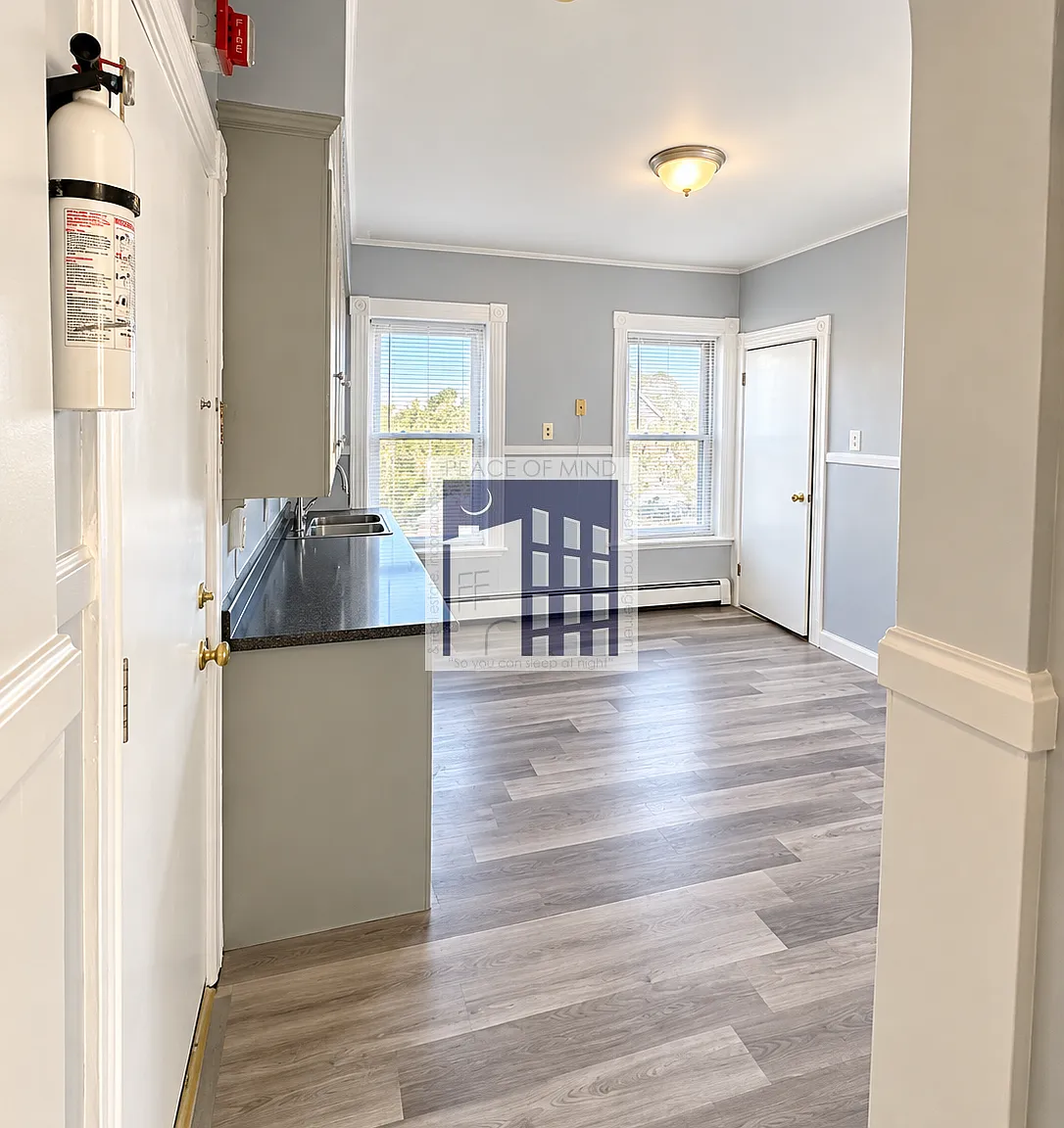 Bright 1 bedroom/1 bathroom on 1st floor for $1450.00 includes heat and hot water!! — Photo 3