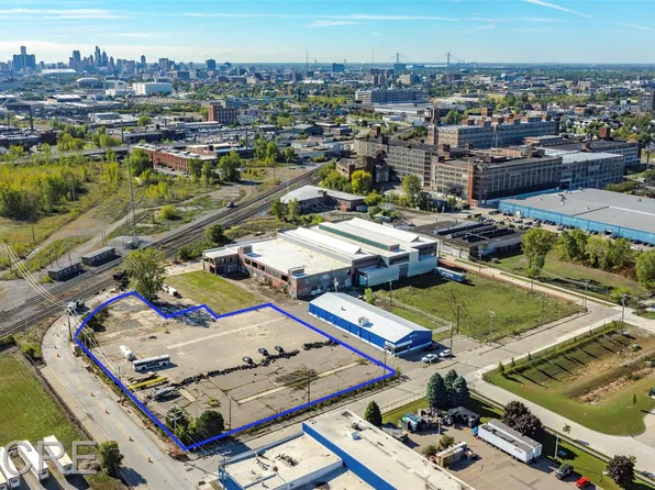 7881 Saint Aubin St, Detroit, MI 48211