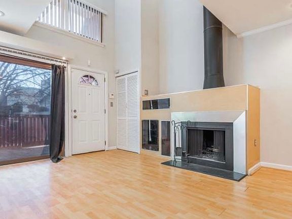 4th image of 3855 El Camino Pl