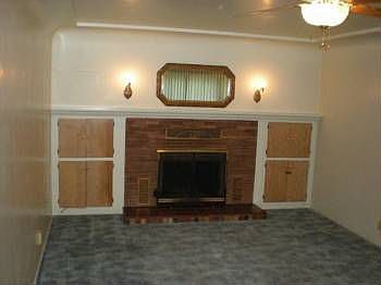 4th image of 1556 W Stewart Ave