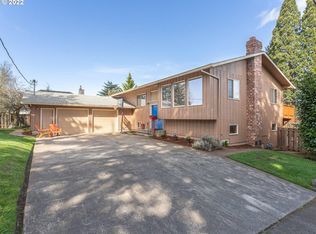 6717 SW 33rd Pl, Portland, OR 97219