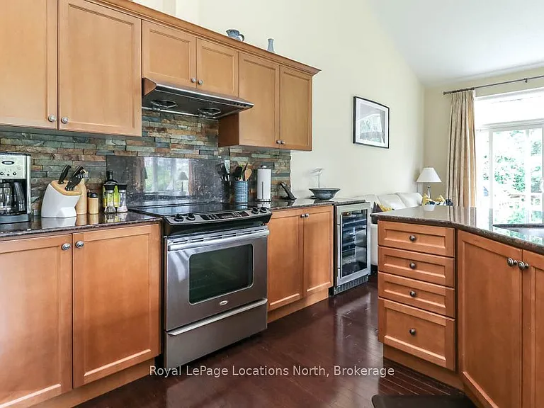 689616 Monterra Rd — Photo 8