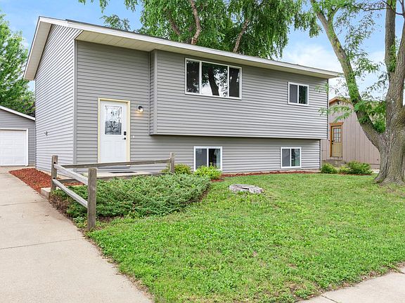 3rd image of 2043 42nd St NW