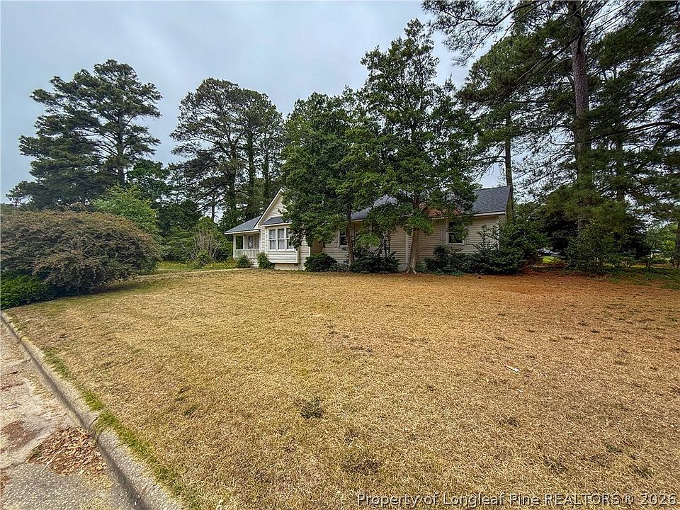 1st image of 808 Rutledge Dr