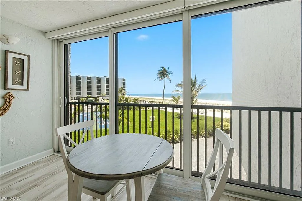 1 bed, 1.0 bath, 700 sqft, $8,500 — Photo 3