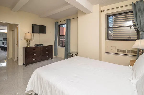 Rented by (Legacy) SLC Realty | media 2