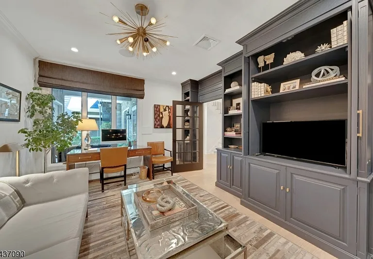 224 Barnstable Dr — Photo 12