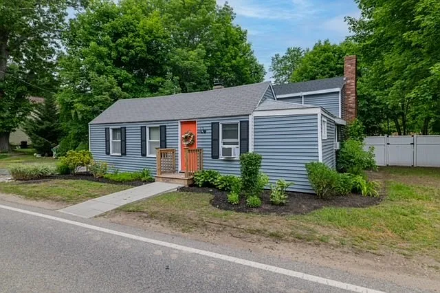 Building Photo - 220 Stockbridge Rd #220