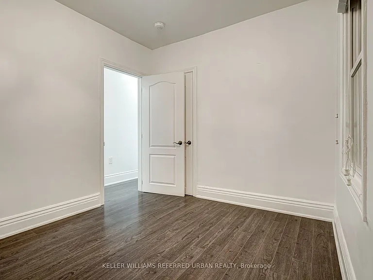 222 Rusholme Rd #UPPER — Photo 26