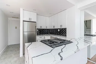 65 Cooper Square, #2H