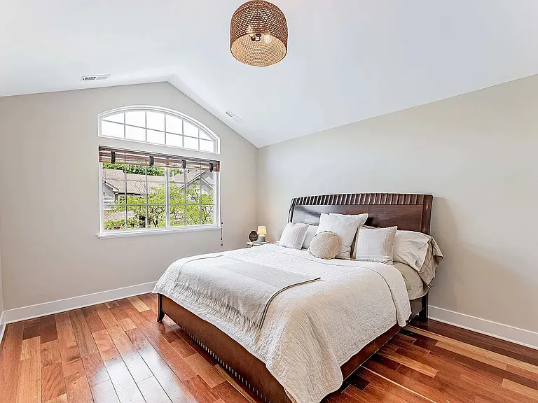 307 Abington Woods Dr — Photo 18