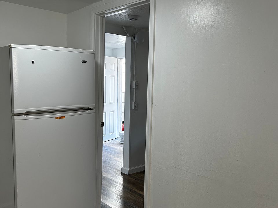 entrance to bedroom
