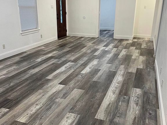 4th image of 7002 Carwill Dr