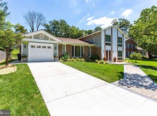 9212 Arabian Ave, Vienna, VA 22182