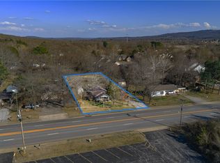 390 S Crossover Rd #42, Fayetteville, AR 72701