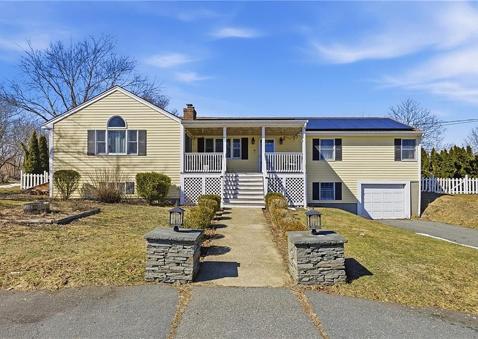 1st image of 52 Viking Dr