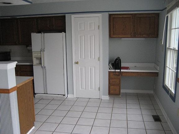 3rd image of 4300 Regalwood Ter
