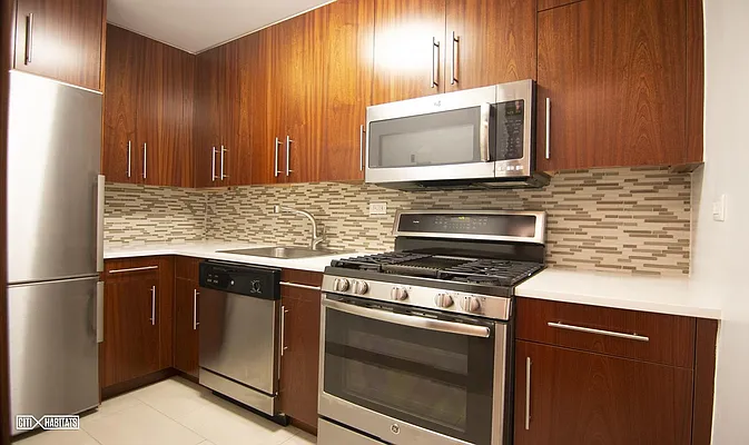 Rented by Citi Habitats | media 10