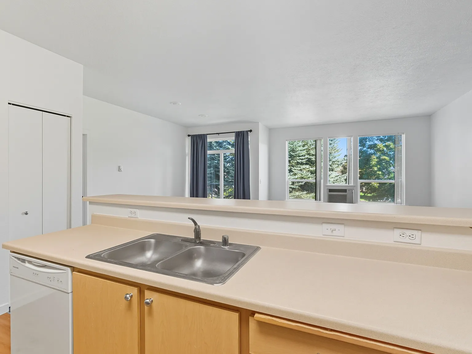 ND - 22855 East Country Vista Drive #471 - 1 — Photo 3