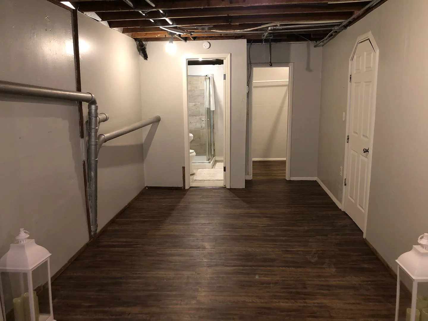 1 bedroom with 1 bath with a single garage, downstairs unit for rent ! — Photo 4