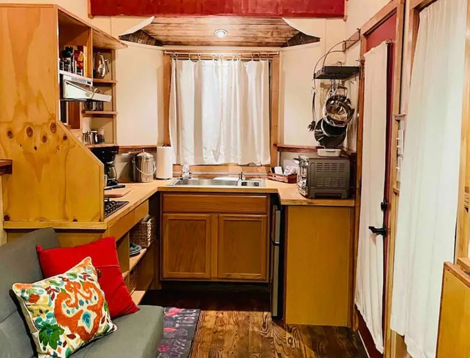 58 Summit St #TINYHOUSE