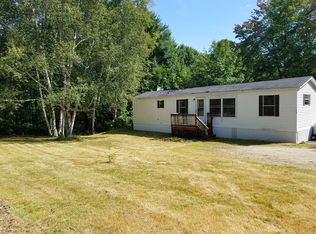 637-639 Post Rd, Bowdoinham, ME 04008