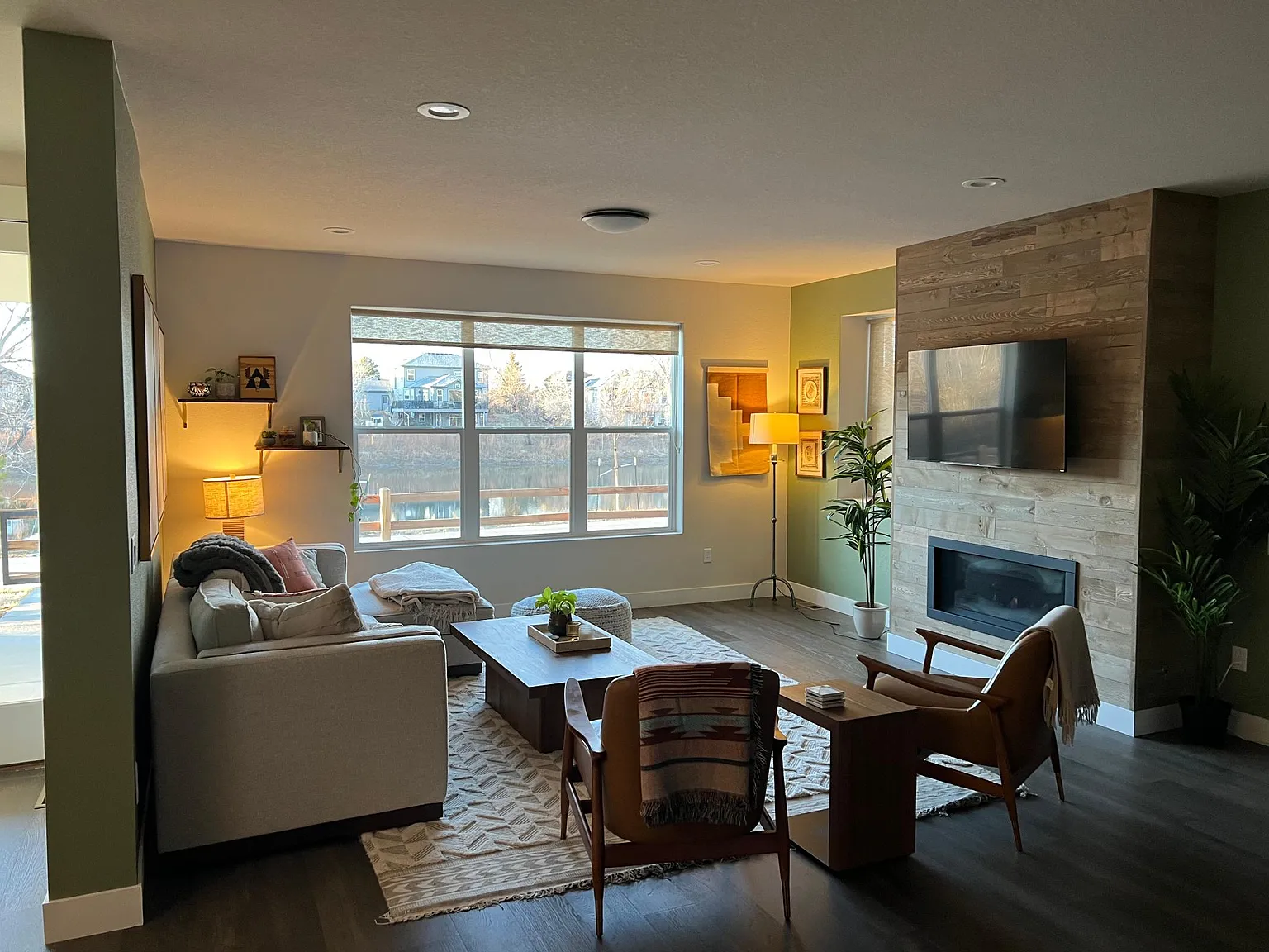 3 bed, 1920 sqft, $3,600 — Photo 3