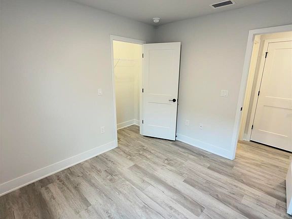 4th image of 3343 Bliss Ln #8E