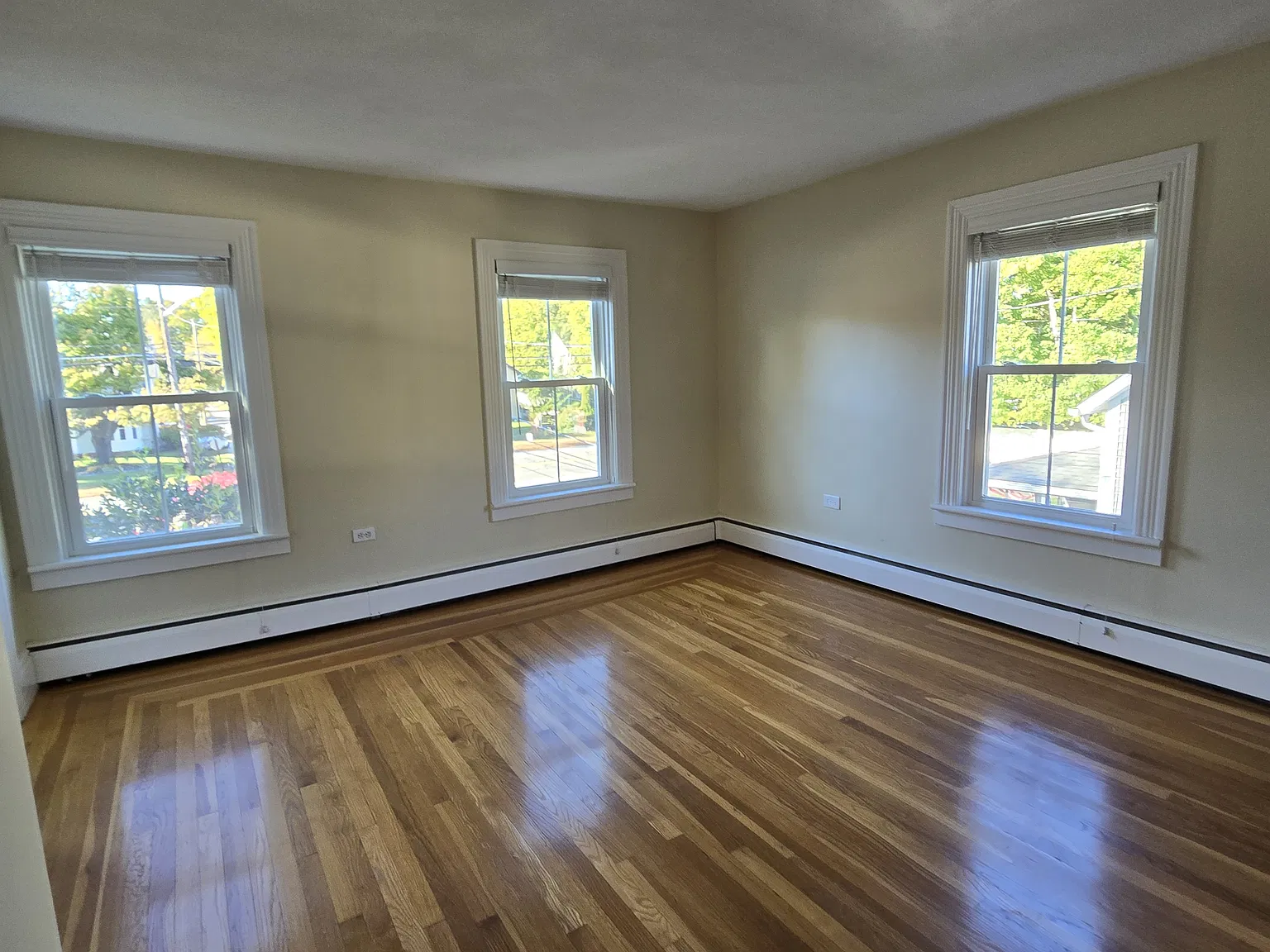 381 Ten Rod Road - 2 — Photo 3